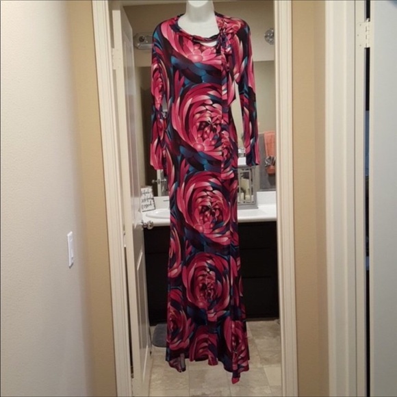 Wall Street Maxi Dress - Picture 1 of 7